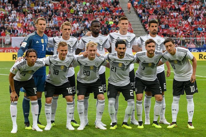 火药味 英媒炮轰FIFA：半决赛安排梅西最喜欢的裁判 对英格兰不利｜江南体育下载官网（封面配图）